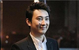 娱乐圈吃瓜背景图女男主,瓜田里的爱情纠葛  第3张