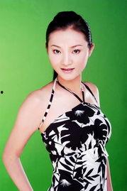 张小燕最新爆料消息视频,揭秘背后惊人真相！  第1张